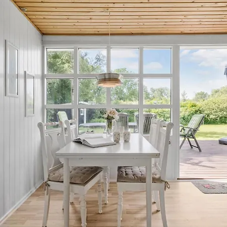 Gorgeous In With Wifi Holiday home *